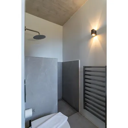 Hourglass Villa's Milos 别墅 *