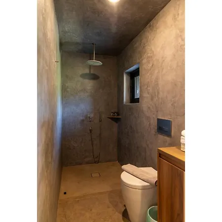 וילה Hourglass Villa's Milos Psathadika