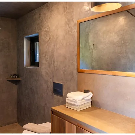 וילה Hourglass Villa's Milos
