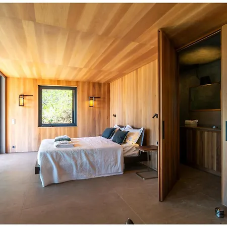 וילה Hourglass Villa's Milos