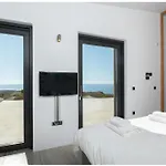 Hourglass Villa's Milos Ψαθάδικα