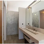 Hourglass Villa's Milos Ψαθάδικα