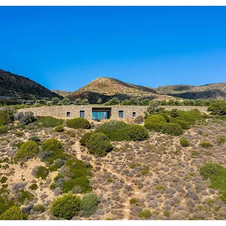 Hourglass Villa's Milos 别墅