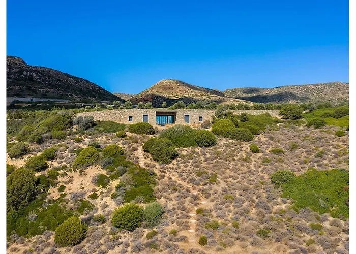 Hourglass Villa's Milos *