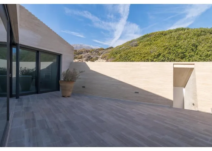 Hourglass Villa's Milos Villa *