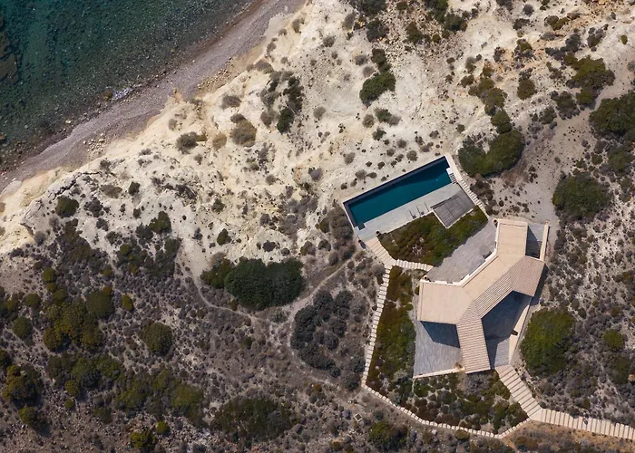 Hourglass Villa's Milos Villa Psathadika