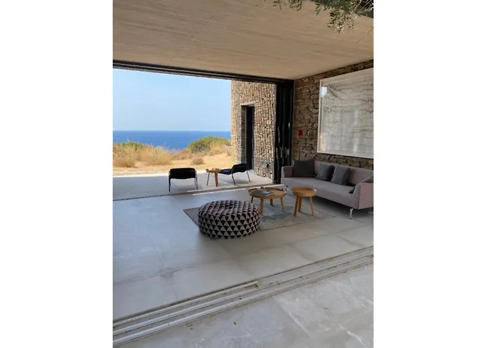 Hourglass Villa's Milos Villa Psathadika