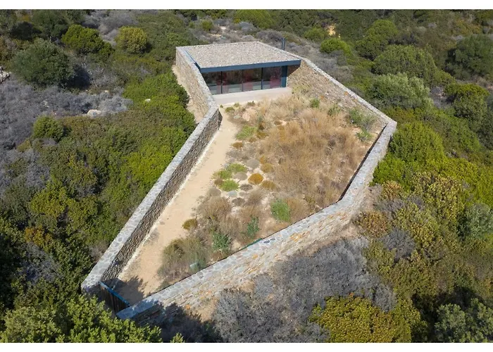 Villa Hourglass Villa's Milos Psathadika