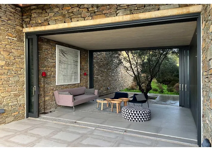 Villa Hourglass Villa's Milos Psathadika