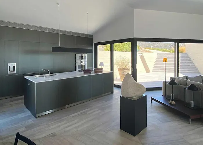 Hourglass Villa's Milos