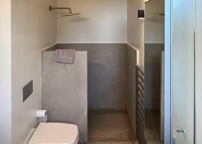 Hourglass Villa's Milos Villa Psathadika